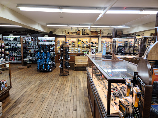 General Store «Mast General Store Winston-Salem», reviews and photos, 516 Trade St NW, Winston-Salem, NC 27101, USA