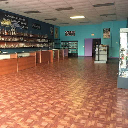 Gift Shop «Moon Rock Gallery & Smoke Shop», reviews and photos, 431 Ogden Ave, Downers Grove, IL 60515, USA