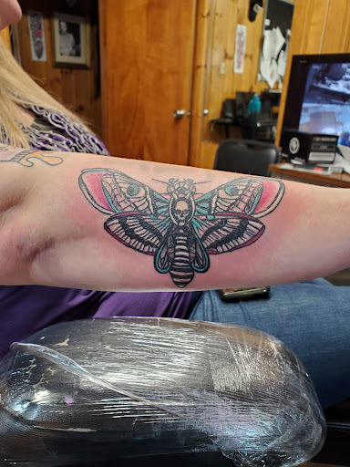 Tattoo Shop «Twisted Inks», reviews and photos, 304 Ridge St A, Charlottesville, VA 22902, USA