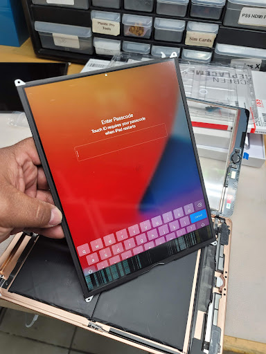 Computer Store «Computer Guys of Dallas Phone, Tablet, Gaming, Electronic Repair», reviews and photos, 1401 S Buckner Blvd #115, Dallas, TX 75217, USA