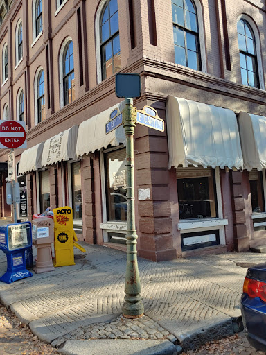 Cafe «Urban Farmhouse Market & Cafe», reviews and photos, 1217 E Cary St, Richmond, VA 23219, USA