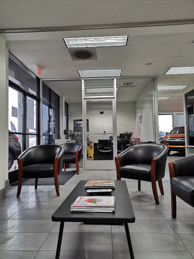 Mitsubishi Dealer «Universal Auto Group dba Glendale Mitsubishi», reviews and photos, 1235 S Brand Blvd, Glendale, CA 91204, USA