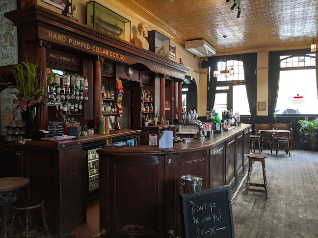 The Approach Tavern - Pub