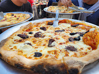 Pizza du Restaurant français Le clos des oliviers à Lançon-Provence - n°7