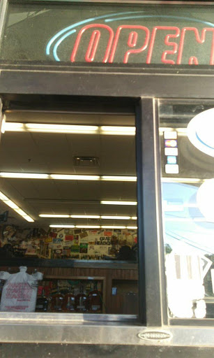 Liquor Store «Brooks Liquor», reviews and photos, 150 Brooks Hill Rd #1, Brooks, KY 40109, USA