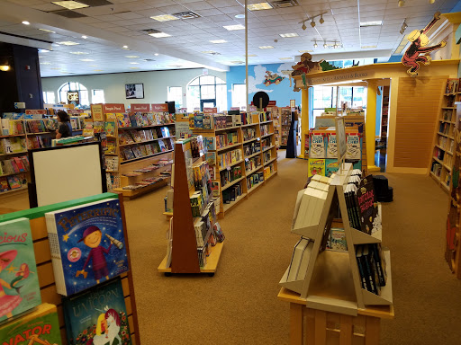 Book Store «Barnes & Noble», reviews and photos, 3102 Northline Ave, Greensboro, NC 27408, USA