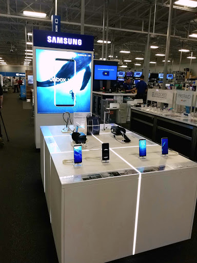 Electronics Store «Best Buy», reviews and photos, 2833 W Ridge Rd, Rochester, NY 14626, USA