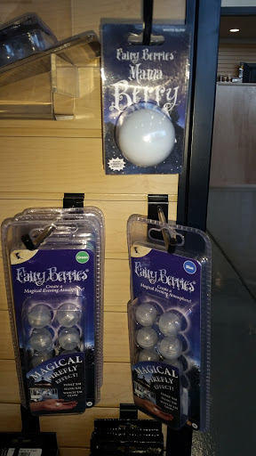 Lighting Store «Hollywood Lights Inc-Portland», reviews and photos, 5251 SE McLoughlin Blvd, Portland, OR 97202, USA