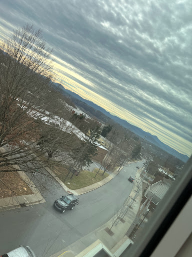 American Restaurant «Cracker Barrel Old Country Store», reviews and photos, 34 Tunnel Rd, Asheville, NC 28805, USA