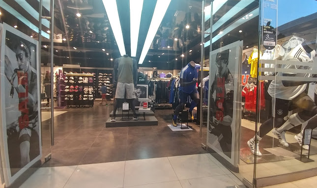 adidas Store Coquimbo