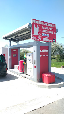 Perreau Carburants à La Roche-en-Brenil