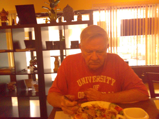 Thai Restaurant «Tup Tim Thai Cuisine», reviews and photos, 3860 Commercial St SE, Salem, OR 97302, USA