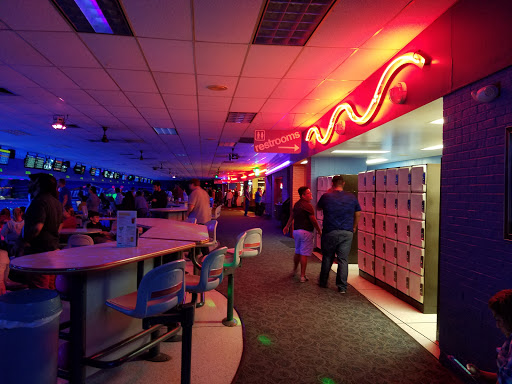 Bowling Alley «Brunswick Zone Roswell Lanes», reviews and photos, 785 Old Roswell Rd, Roswell, GA 30076, USA