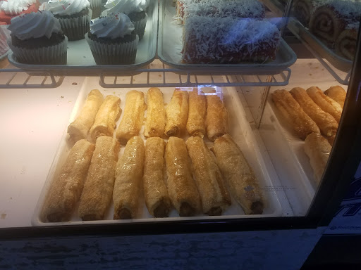 Grocery Store «Gonzalez Grocery», reviews and photos, 2522 Lexington Ave, Lorain, OH 44052, USA