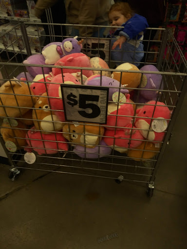 Variety Store «Five Below», reviews and photos, 300 Marketplace Blvd, Hamilton Township, NJ 08691, USA