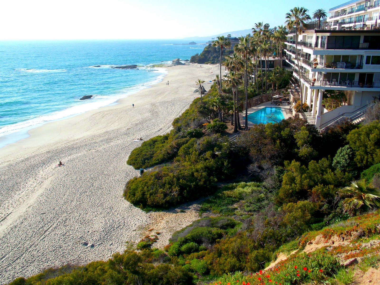 Foto de West Street beach com alto nível de limpeza