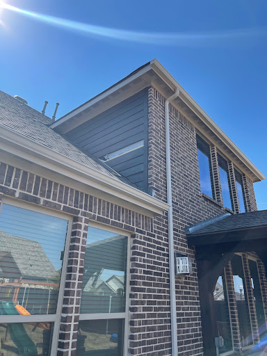 Roofing Contractor «Lon Smith Roofing & Construction», reviews and photos, 904 E Waggoman St, Fort Worth, TX 76110, USA