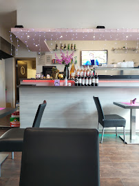 Atmosphère du Restaurant Ara Sushi Wok à Le Cannet - n°1