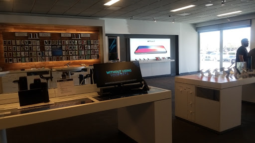 Cell Phone Store «AT&T», reviews and photos, 1002 N Collins St, Arlington, TX 76011, USA