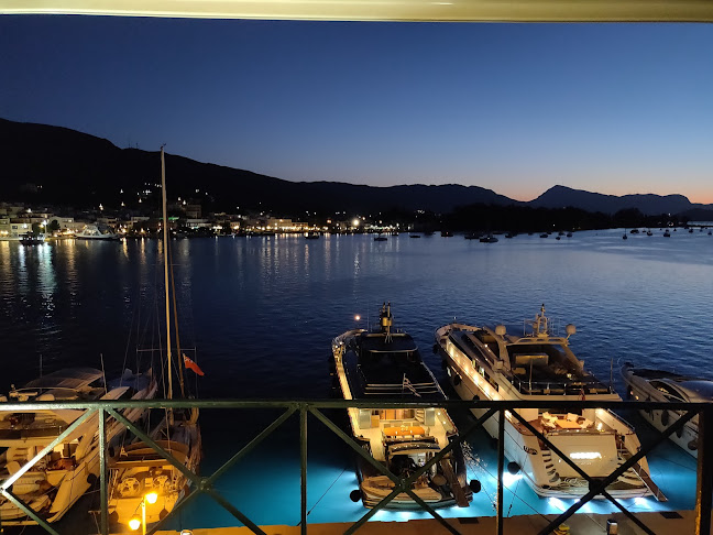 Paraliaki Odos, Πόρος 180 20