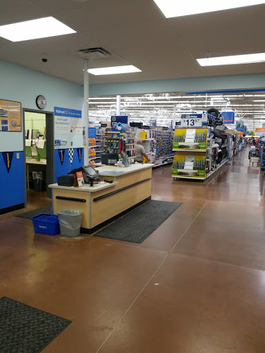 Department Store «Walmart Supercenter», reviews and photos, 222 E Smokerise Dr, Wadsworth, OH 44281, USA