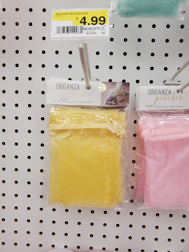 Fabric Store «Jo-Ann Fabrics and Crafts», reviews and photos, 714 Commons Dr, Geneva, IL 60134, USA