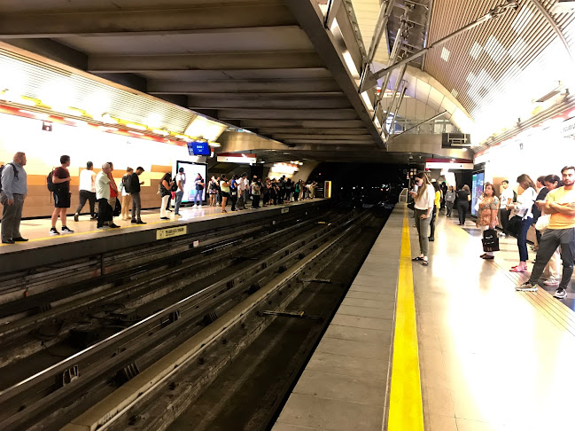 Metro Manquehue - Las Condes