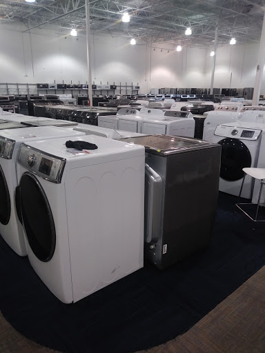 Electronics Store «Best Buy Outlet Store», reviews and photos, 6218 Wood Glen Dr, San Antonio, TX 78244, USA