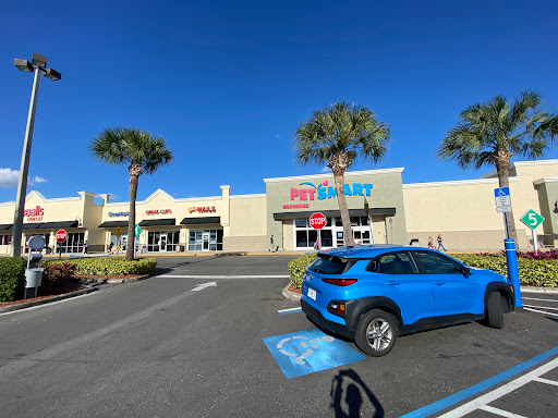 Pet Supply Store «PetSmart», reviews and photos, 24005 U.S. 27, Lake Wales, FL 33859, USA