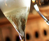 Champagne du Café et restaurant de grillades Lavergne Bed & Dinner. Gîte à la française à Floirac - n°10