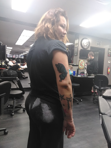 Tattoo Shop «Red Octopus Tattoos & Body Piercings», reviews and photos, 7465 Annapolis Rd, Hyattsville, MD 20784, USA