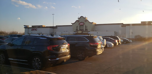 Movie Theater «AMC», reviews and photos, 651 Kapkowski Rd, Elizabeth, NJ 07201, USA