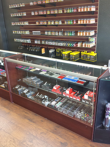 Tobacco Shop «Hazel Sky Smoke Shop San Pedro», reviews and photos, 7071 San Pedro Ave, San Antonio, TX 78216, USA