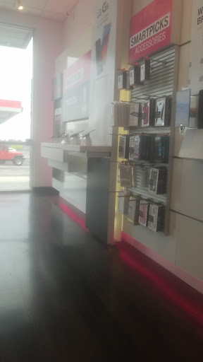 Cell Phone Store «T-Mobile», reviews and photos, 4203 Harrison Blvd, Ogden, UT 84403, USA