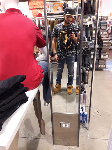 Department Store «Century 21 Department Store», reviews and photos, 651 Kapkowski Rd, Elizabeth, NJ 07201, USA