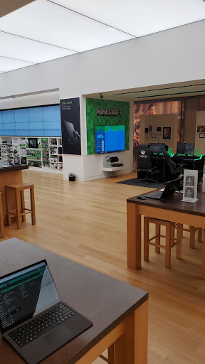 Computer Store «Microsoft Store - NorthPark Center», reviews and photos, 8687 N Central Expy #1612, Dallas, TX 75225, USA