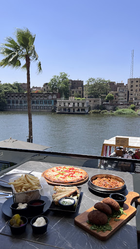 Abou al Zouz Restaurant – مطعم ابو الزوز 