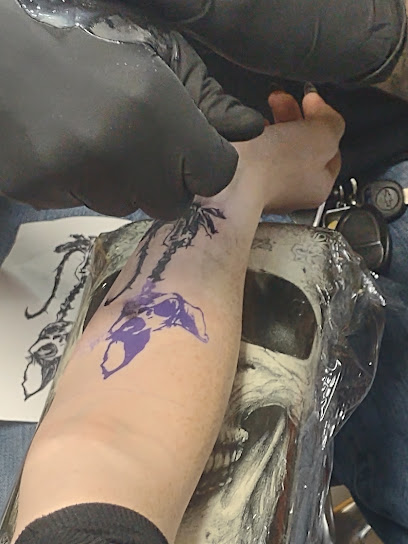 Ink-cave tattoostudio