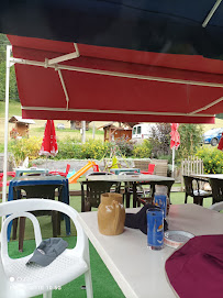 Atmosphère du Restaurant familial Auberge des Terres Maudites - Chez Layän-ne à Morzine - n°5