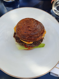 Hamburger du Café DIOR Café des Lices à Saint-Tropez - n°4