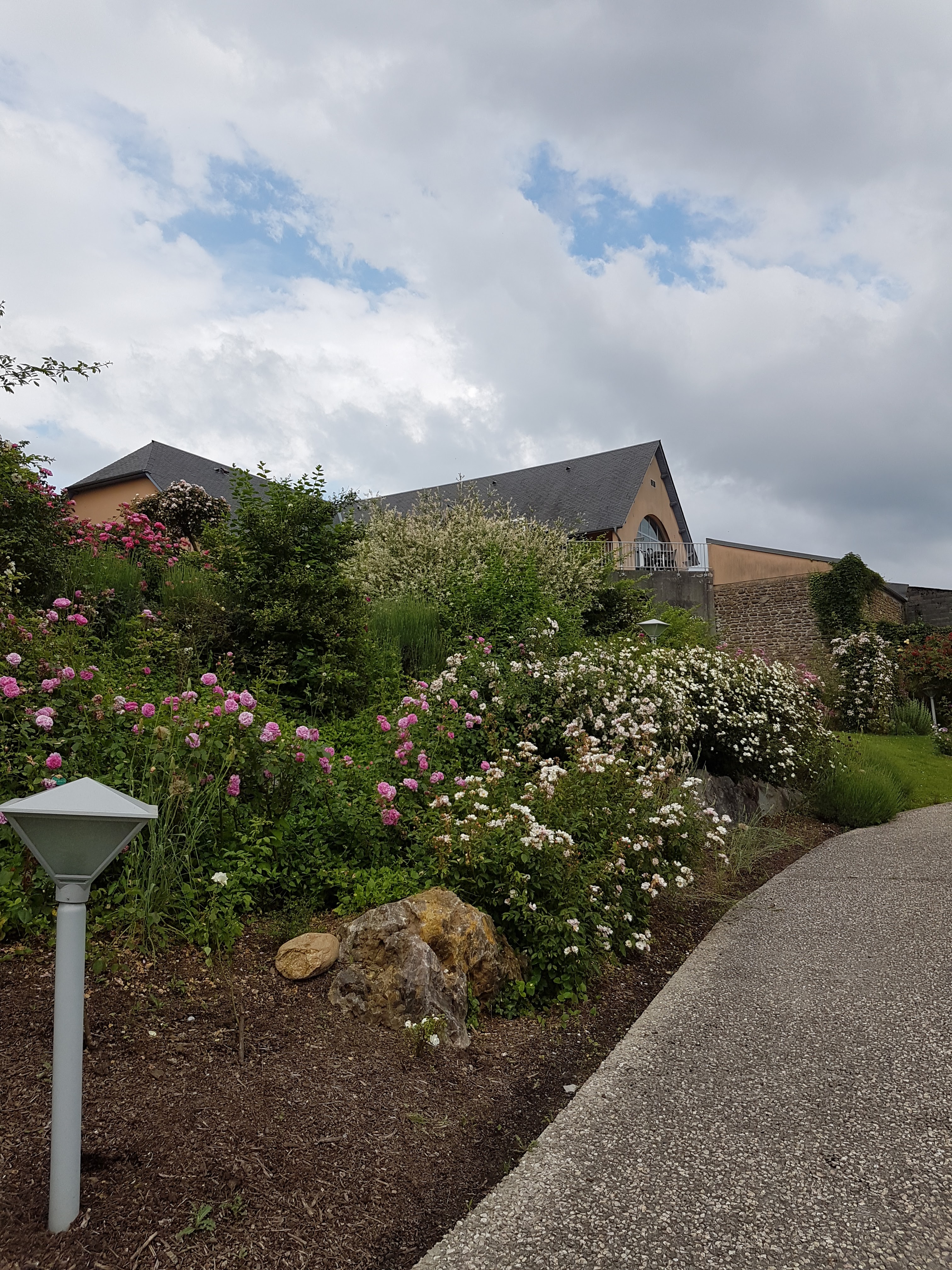 Photo n° 34 de l'avis de denis.o fait le 06/07/2018 à 20:25