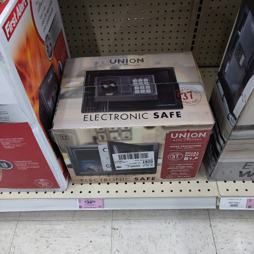 Hardware Store «Harbor Freight Tools», reviews and photos, 7523 Boulevard 26, North Richland Hills, TX 76180, USA