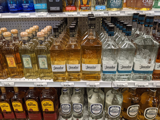 Liquor Store «North Salem Beverage», reviews and photos, 2829 Lancaster Dr NE, Salem, OR 97305, USA