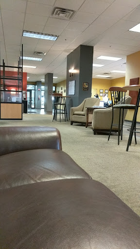 Used Car Dealer «Poquet Auto Sales, Inc.», reviews and photos, 800 Lilac Dr N, Golden Valley, MN 55422, USA