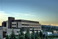 Overlake Medical Center Emergency Room - Photo 7 - Car repair in Bellevue, WA, Bellevue