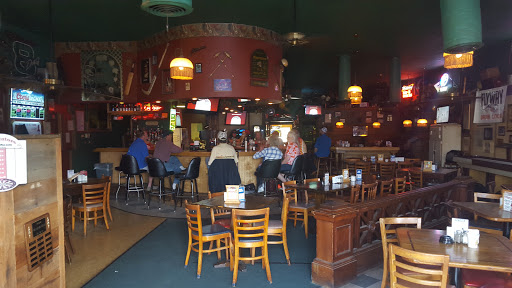 Bar & Grill «Spectators Grill & Pub», reviews and photos, 1012 W 34th St, North Little Rock, AR 72118, USA