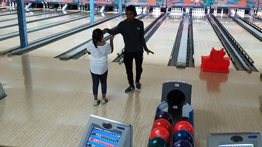 Bowling Alley «Gladstone Bowl», reviews and photos, 300 NW 72nd St, Kansas City, MO 64118, USA