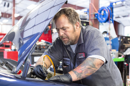 Auto Repair Shop «Juke Auto», reviews and photos, 924 Shady Ln, Austin, TX 78702, USA