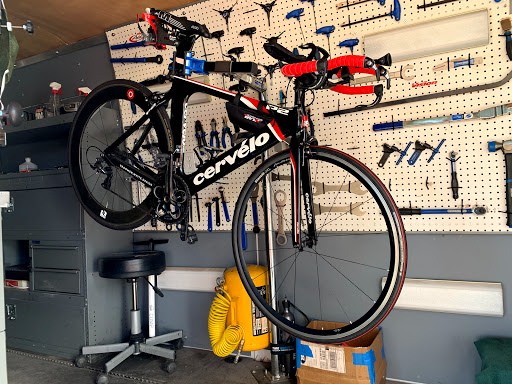 Bicycle Repair Shop «Thrill Bikes», reviews and photos, 4206 W Electra Ln, Glendale, AZ 85310, USA