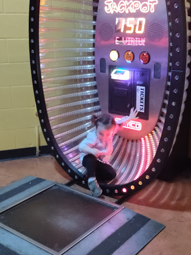 Bowling Alley «Vero Bowl Lanes & Lounge», reviews and photos, 929 14th Ln, Vero Beach, FL 32960, USA